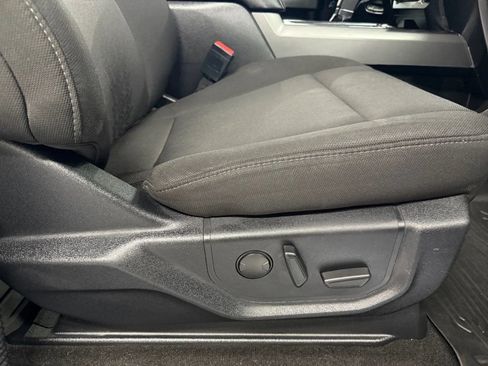Used 2019 Ford F150 XLT w/ Equipment Group 302A Luxury AWD/4WD image 25