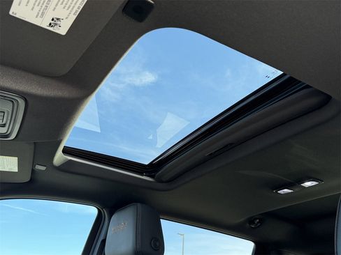 Certified 2024 Chevrolet Silverado 1500 High Country w/ High Country Premium Package image 27