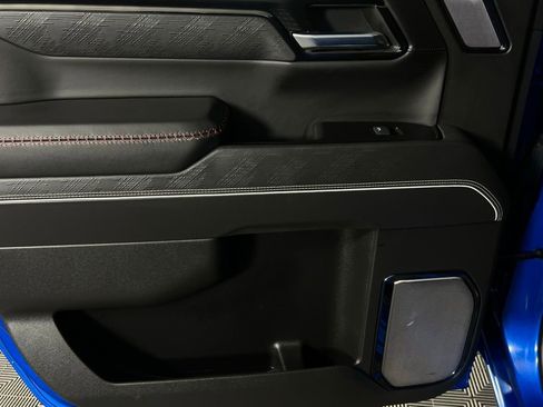 Used 2023 GMC Sierra 1500 AT4X image 28