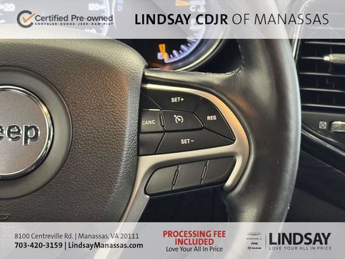 Used 2022 Jeep Grand Cherokee Laredo X AWD/4WD image 29