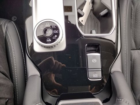 New 2026 Mitsubishi Outlander SEL AWD/4WD image 26