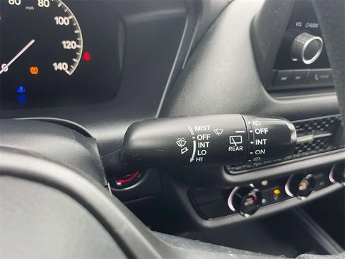 Certified 2023 Honda HR-V LX image 21