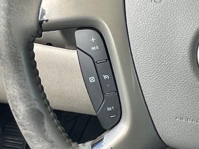 Used 2014 Chevrolet Tahoe LT RWD image 12