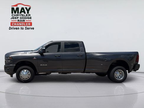New 2026 RAM 3500 Big Horn AWD/4WD image 4