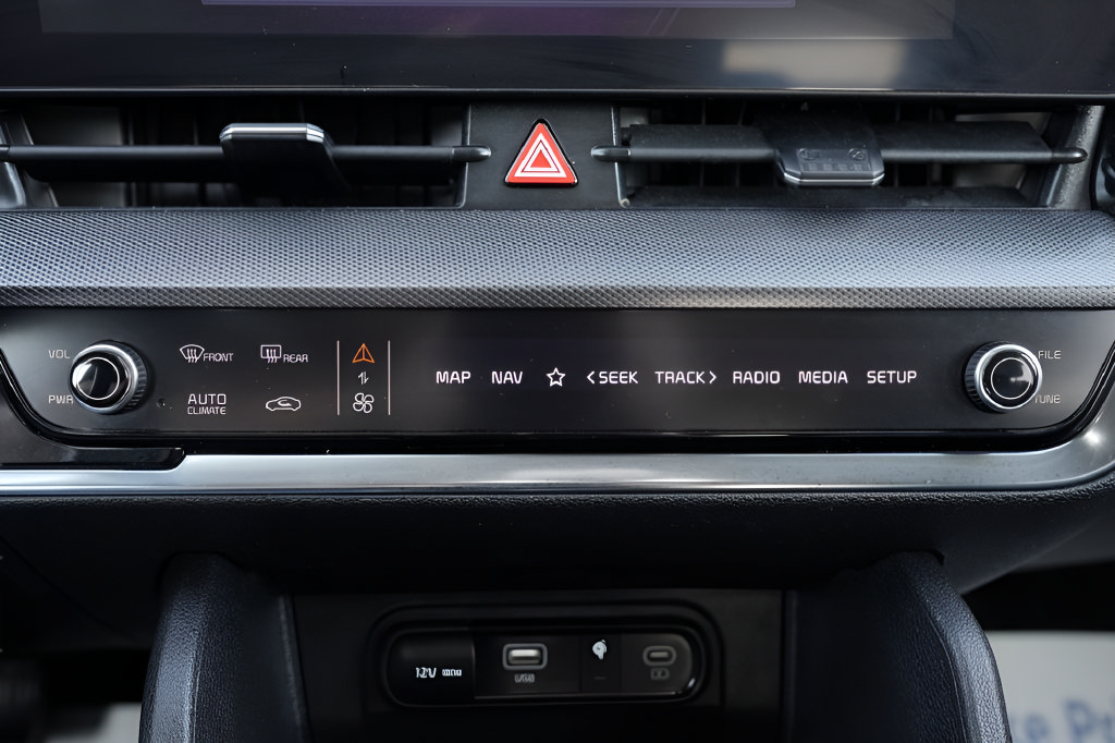 Used 2023 Kia Sportage SX FWD image 38