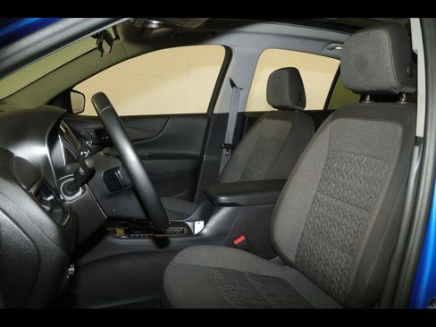 Used 2024 Chevrolet Equinox LT AWD/4WD image 23