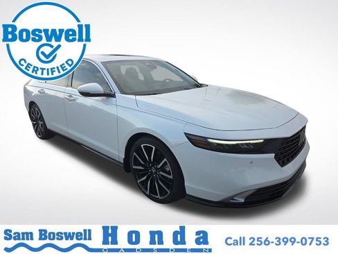 Used 2025 Honda Accord Touring image 1