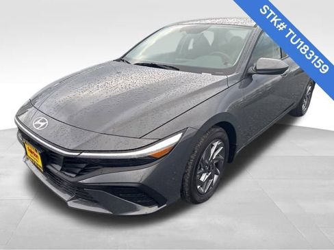 New 2026 Hyundai Elantra Blue image 3