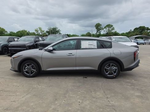 New 2026 Kia K4 FWD image 5