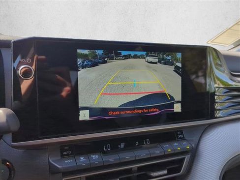 New 2026 Toyota Camry SE image 18