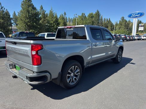 Used 2025 Chevrolet Silverado 1500 RST AWD/4WD image 15
