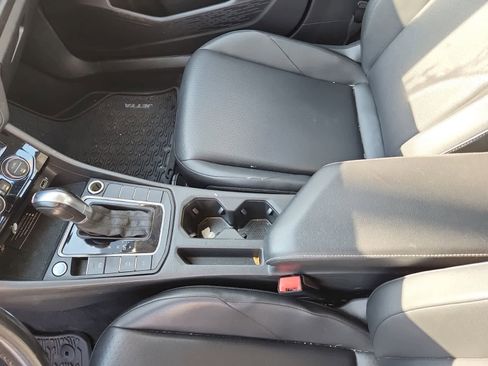 Used 2019 Volkswagen Jetta SE FWD image 11