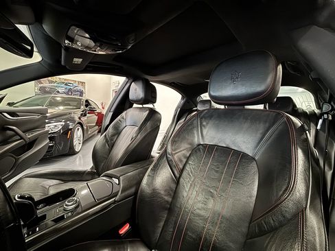Used 2017 Maserati Ghibli RWD image 11