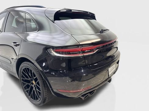 Used 2020 Porsche Macan Turbo AWD/4WD image 19