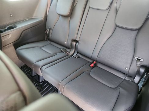 New 2026 Kia Carnival SX Prestige FWD image 27