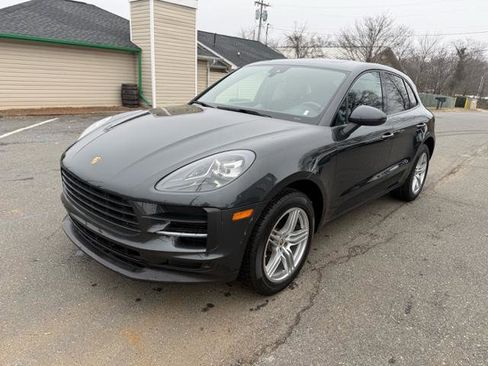 Used 2019 Porsche Macan image 3