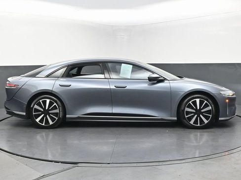 Used 2024 Lucid Air Touring image 5