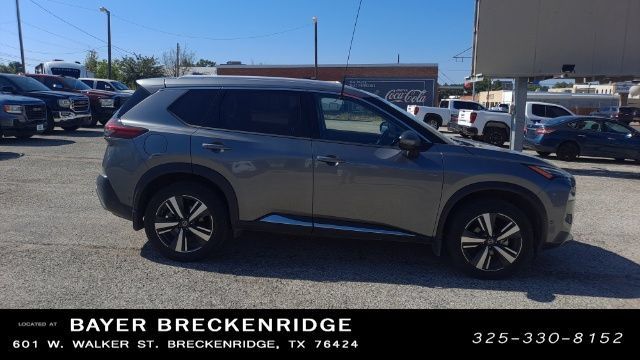 Used 2021 Nissan Rogue Platinum FWD image 4