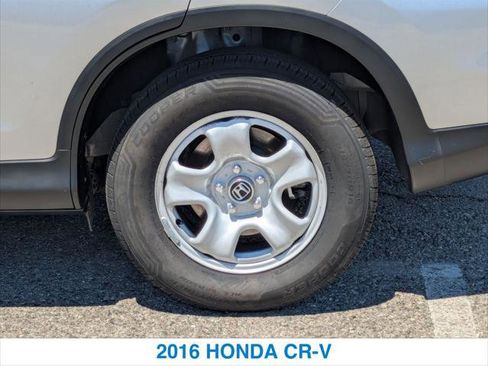 Used 2016 Honda CR-V LX image 11