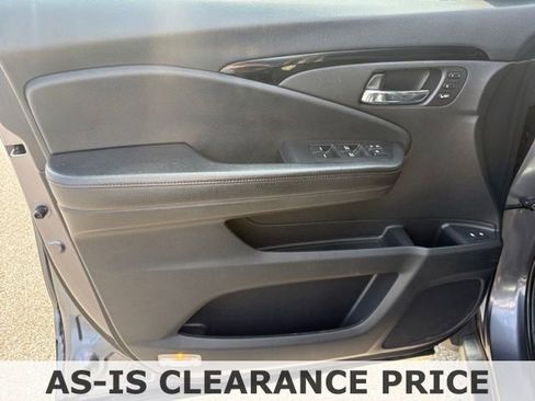 Used 2019 Honda Pilot Elite image 18