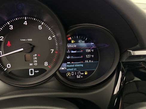 Certified 2026 Porsche Macan AWD/4WD image 54