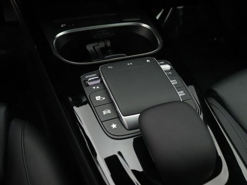 Certified 2022 Mercedes-Benz CLA 250 image 18