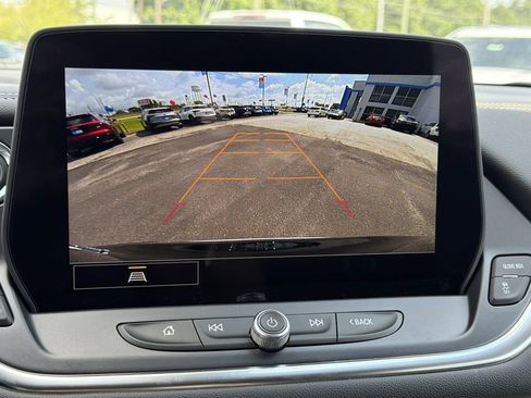 New 2026 Chevrolet Blazer LT w/ Convenience Package FWD image 5