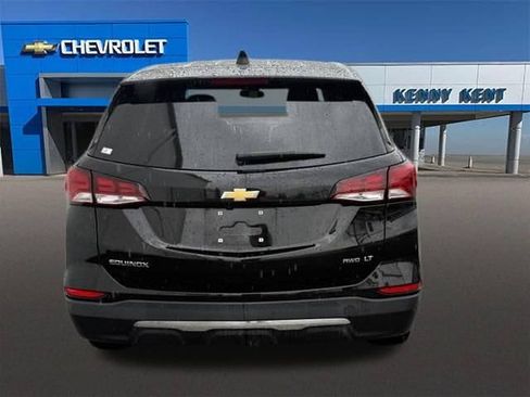 Used 2023 Chevrolet Equinox LT AWD/4WD image 8