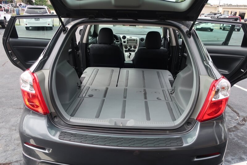 Used 2010 Toyota Matrix w/ PWR Pkg FWD image 28