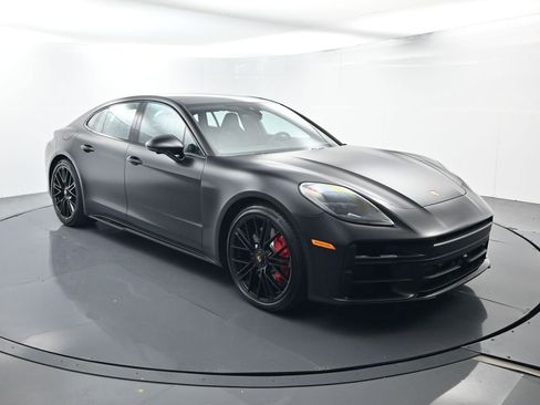 Certified 2026 Porsche Panamera GTS AWD/4WD image 17