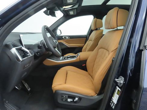 Used 2026 BMW X5 xDrive40i w/ M Sport Package image 21