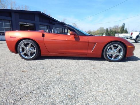 Used 2005 Chevrolet Corvette Convertible w/ Preferred Equipment Group image 7