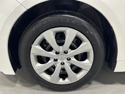 Used 2026 Toyota Corolla LE FWD image 61