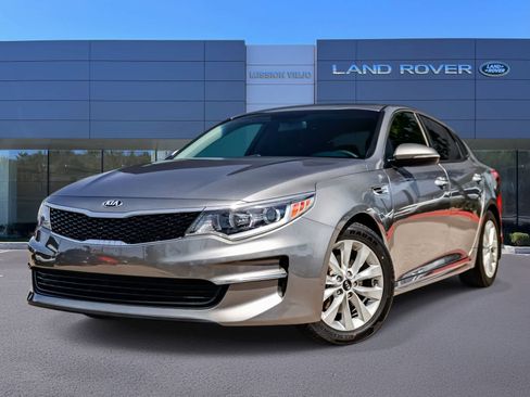 Used 2018 Kia Optima LX w/ 17" Alloy Wheels Package FWD image 1