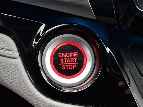 Certified 2023 Honda Odyssey Touring image 27