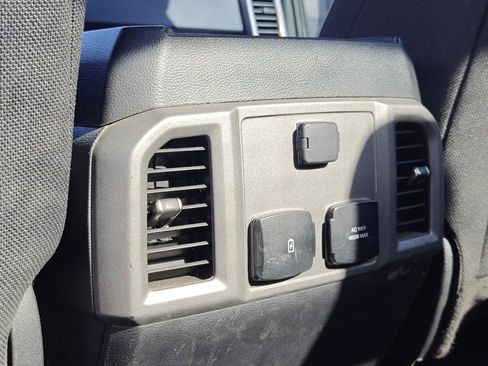 Used 2020 Ford F150 Raptor image 27