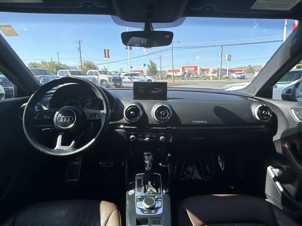 Used 2018 Audi A3 e-tron Premium Plus w/ Premium Plus Package FWD image 15