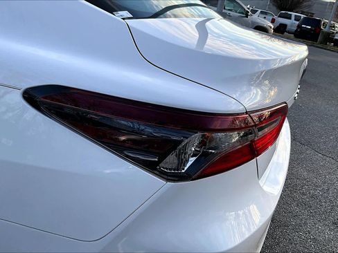 Used 2023 Toyota Camry LE image 27