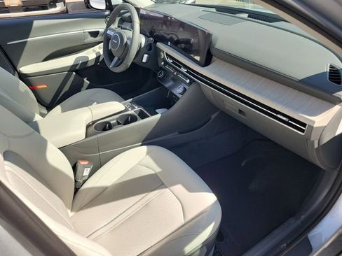 New 2026 Hyundai Sonata SEL FWD image 22