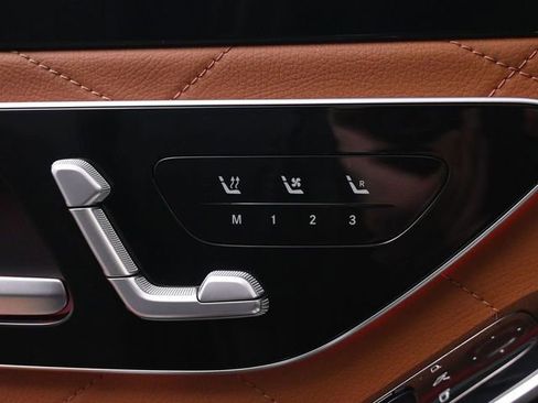 Used 2022 Mercedes-Benz S 500 4MATIC image 19