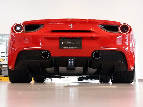 Certified 2018 Ferrari 488 Spider RWD image 46