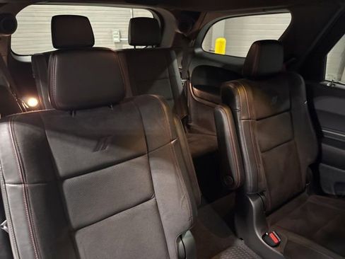 Used 2023 Dodge Durango R/T w/ Tow 'N Go Package AWD/4WD image 27
