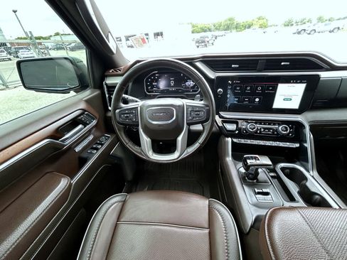 Certified 2024 GMC Sierra 1500 Denali w/ Denali Reserve Package AWD/4WD image 13