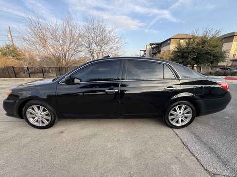 Used 2009 Toyota Avalon Limited image 4