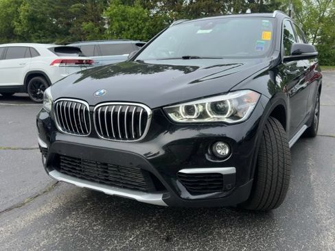 Used 2017 BMW X1 xDrive28i AWD/4WD image 2