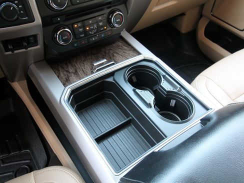 Used 2018 Ford F250 Lariat w/ Lariat Ultimate Package image 36