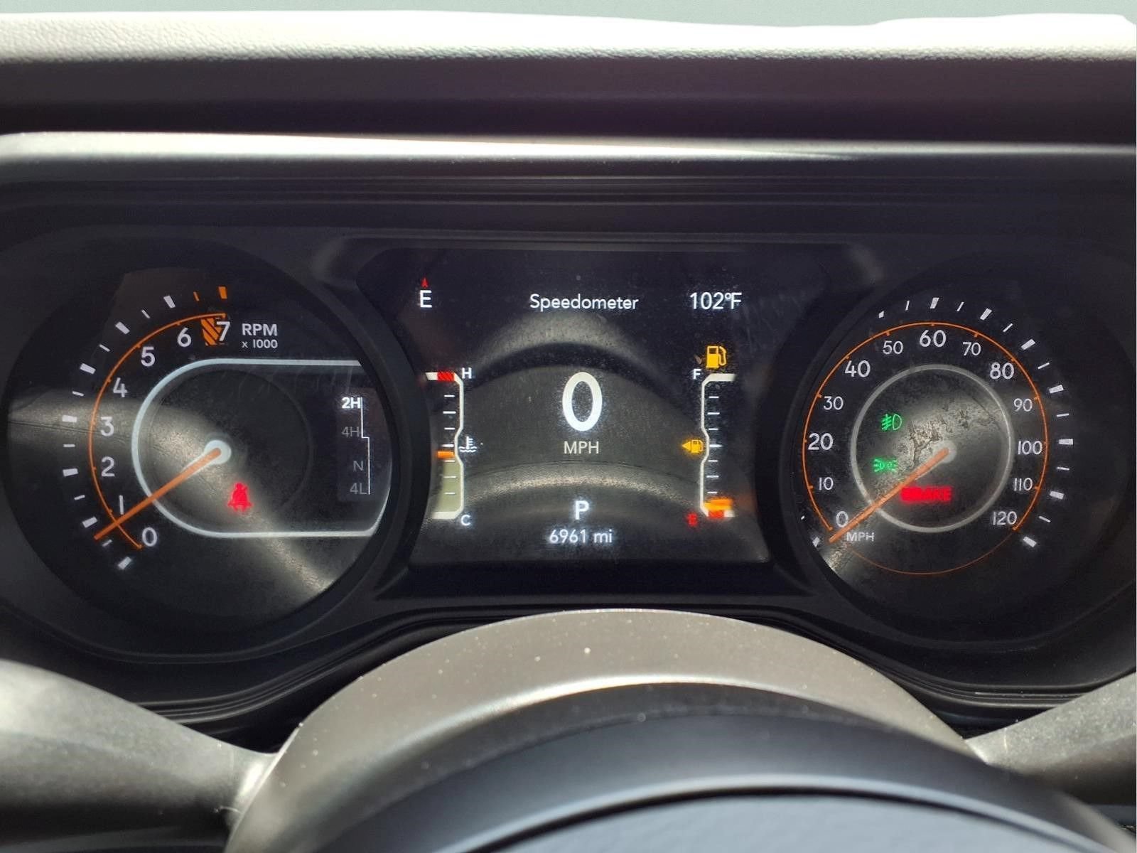 Used 2025 Jeep Gladiator Sport AWD/4WD image 16