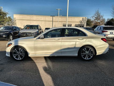 Used 2020 Mercedes-Benz C 300 Sedan image 5