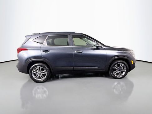 Used 2021 Kia Seltos S FWD image 11