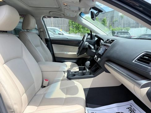 Used 2019 Subaru Outback 2.5i Limited AWD/4WD image 23